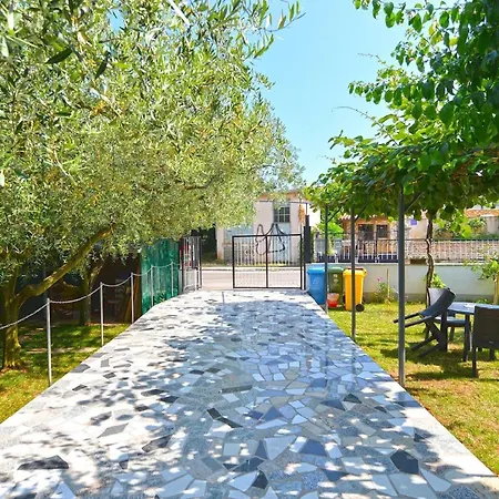 Fuer 6 Personen Ca 70 Qm In Pula, Istrien Istrische Riviera Apartment *